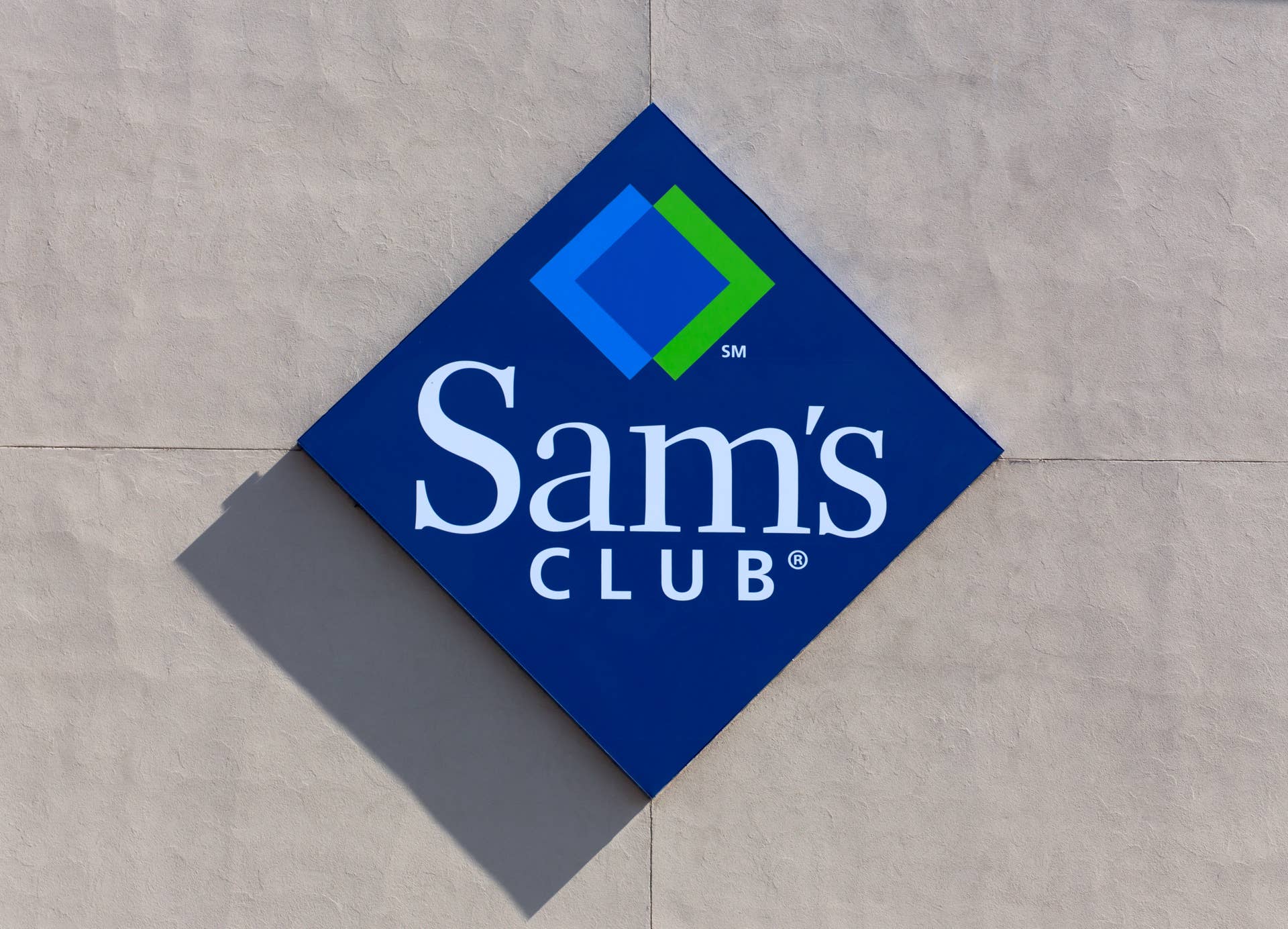 Sam’s Club’s $13 Snackle Boxes Are Perfect for Treats on the Go ...