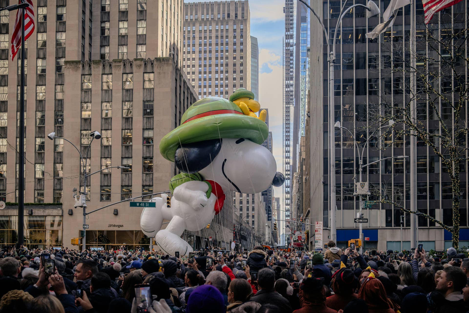Purina Will Debut Service Dog Float for Macy's Parade - Parade Pets