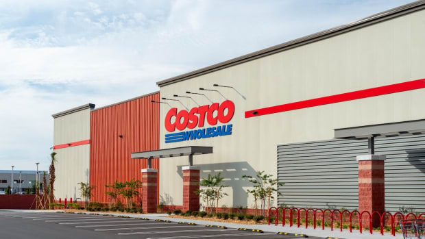Costco s Cool New Built In Harness Dog Jackets Are About to Fly Off Shelves Parade Pets