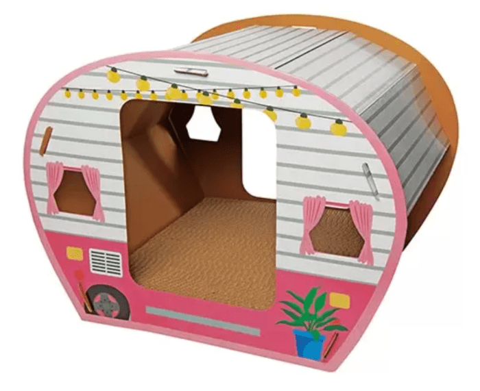 ALDI's Precious 'Cat Scratching Playhouse' Is a Kitty's Barbie Dream
